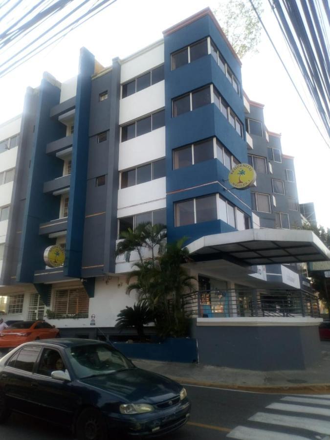Apartahotel Jardines Metropolitanos Сантьяго-де-лос-Кабальерос Экстерьер фото